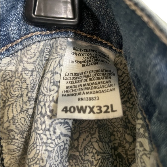 Cody James Blue Relaxed Fit Jeans with Subtle Fading - Picture 3 of 3